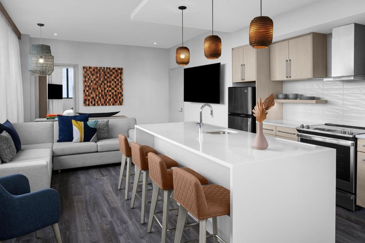 Отель Element Miami Brickell Экстерьер фото